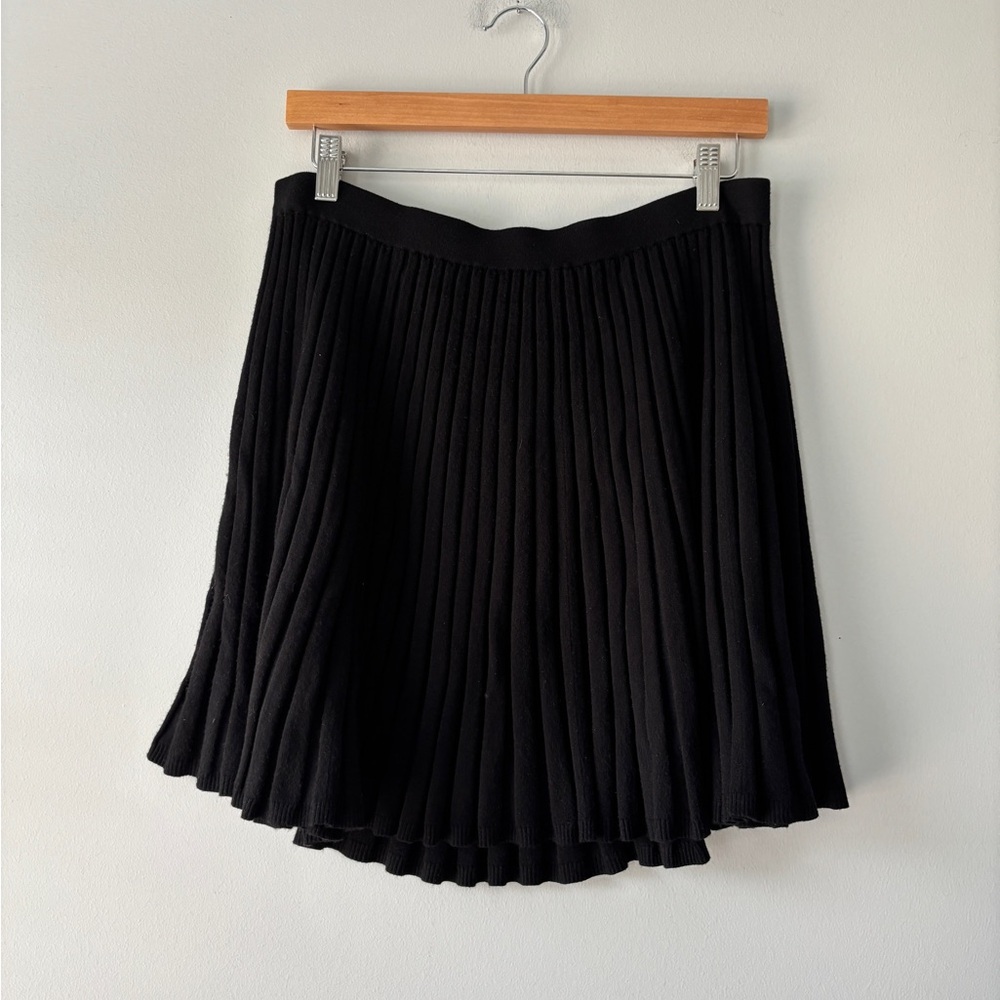 Etcetera Black Knit Blend Sweater Pleated Skater Skirt Size‎ Medium Officewear
